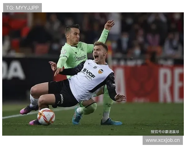 瓦伦西亚管理层决策争议显现,球队竞技稳定性面临考验,当前赛季走势逐步反映影响