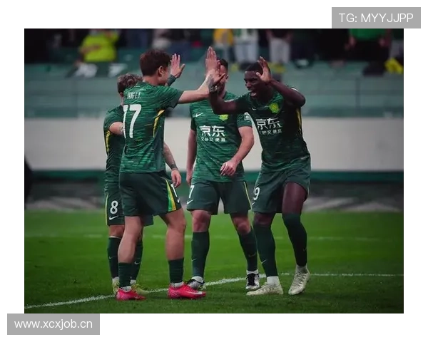 山东泰山比赛失控隐患显现,赢球难掩场面控制问题,赛季稳定性面临考验 山东泰山比赛失控隐患显现,赢球难掩场面控制问题,赛季稳定性面临考验