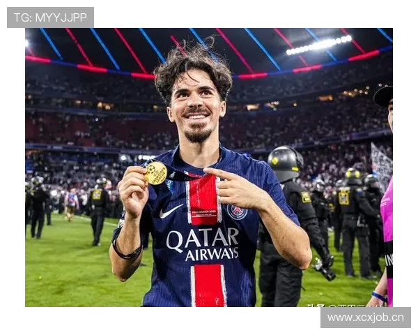 维蒂尼亚 vs 克罗斯：传球风格与组织逻辑差异