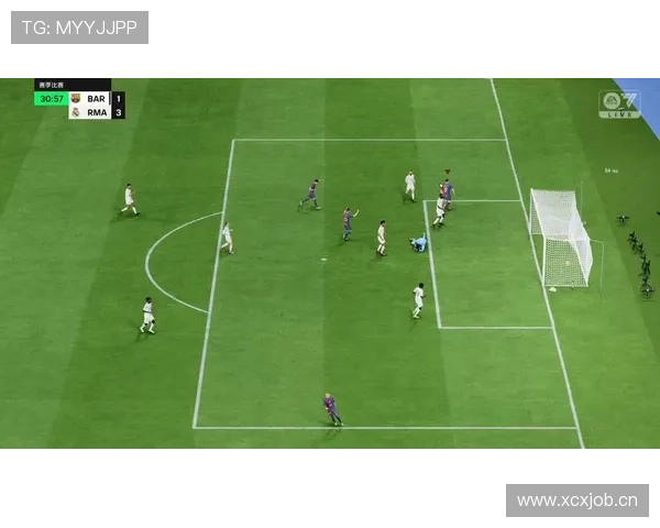 拉菲尼亚:与莱万多夫斯基形成进攻连线