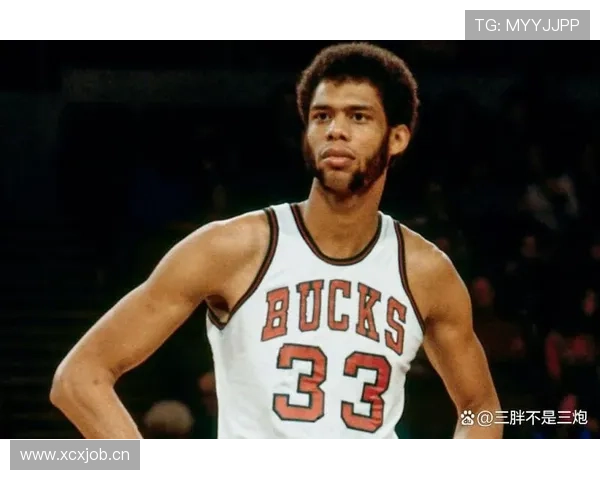 奥斯卡·罗伯特森多面手传球助力球队提升关键时刻效率